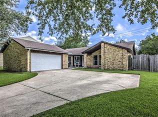 15125 Silverman St, Webster, TX 77598