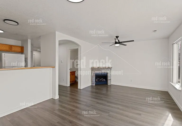 4935 N Jasmine Ln #1 — Photo 8