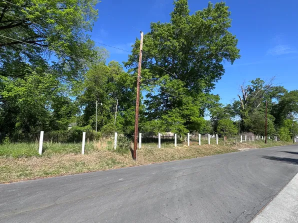 703 S Broad St SW, Rome, GA 30161