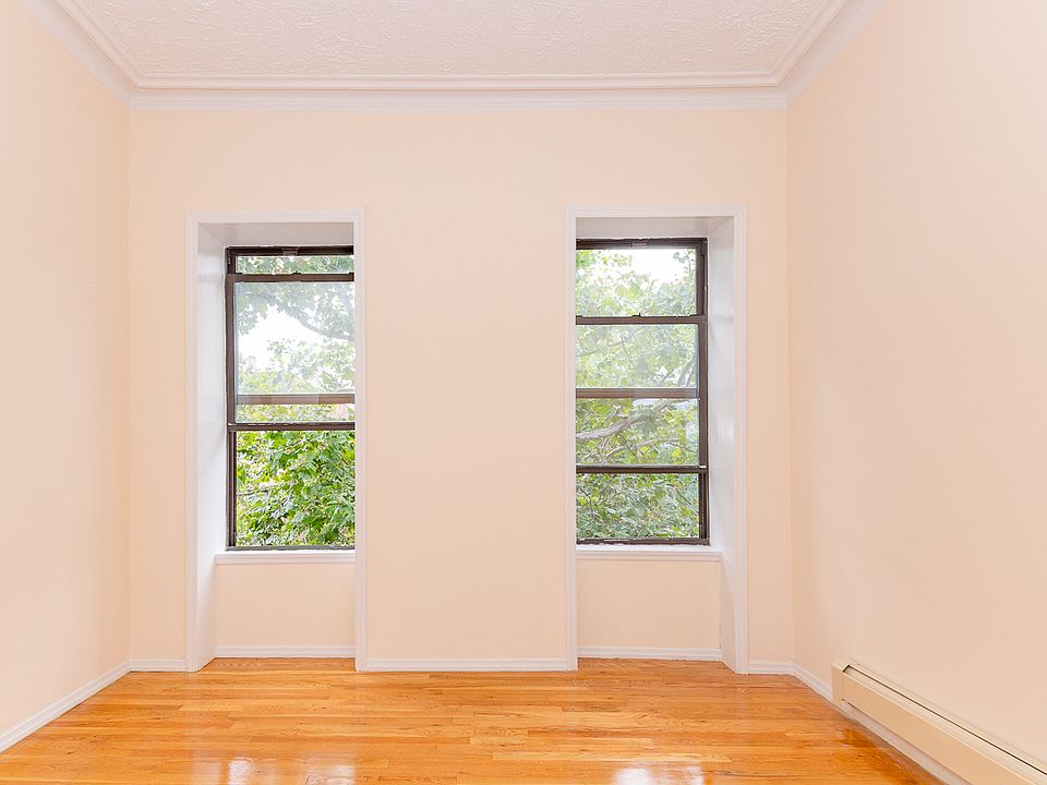 1st image of 343A Tompkins Ave #3