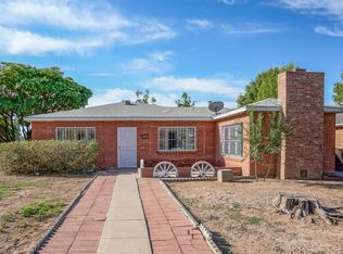 9040 Los Arboles Ave NE, Albuquerque, NM 87112