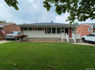 22260 Hayes St, Taylor, MI 48180