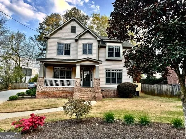 1562 Hawthorne Ave SE, Smyrna, GA 30080