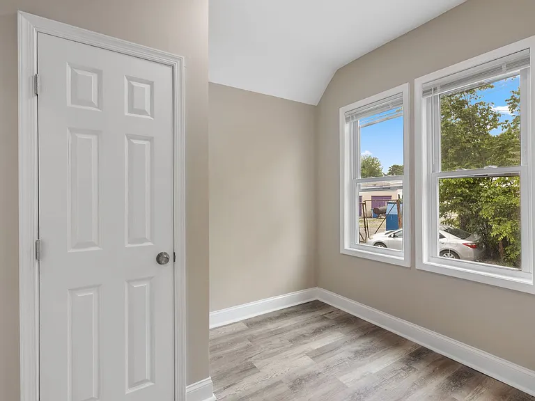 206 S Hilton St — Photo 11