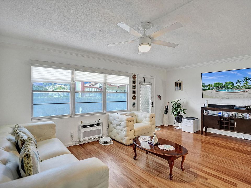 1st image of 342 Brighton #I