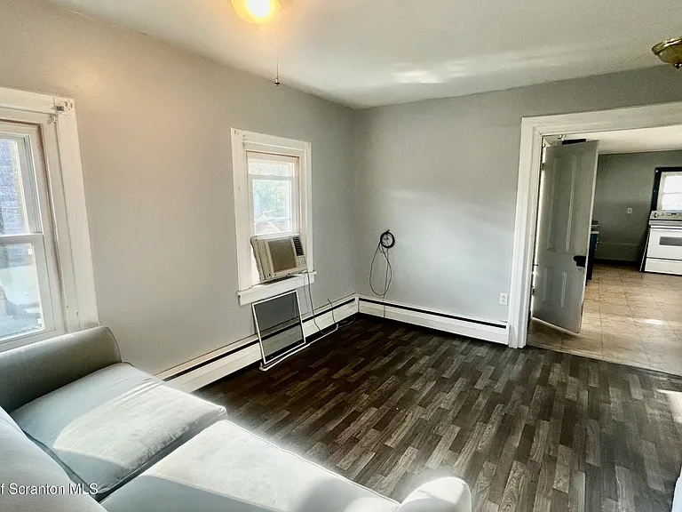 5893 High St — Photo 6