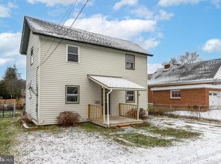 125 1/2 Erie Ave, Johnsonburg, PA 15845