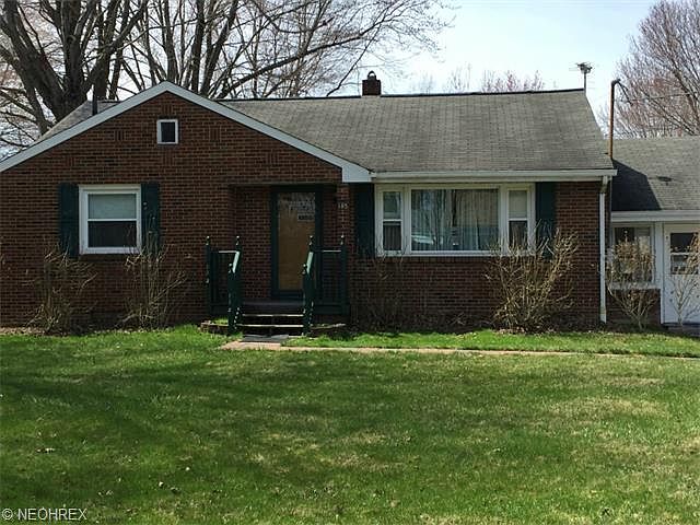 1st image of 185 Huntington Dr