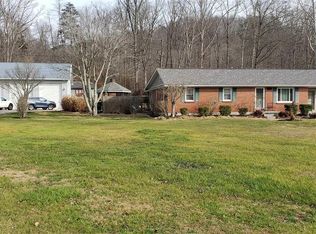 556 Youngers Creek Rd, Elizabethtown, KY 42701