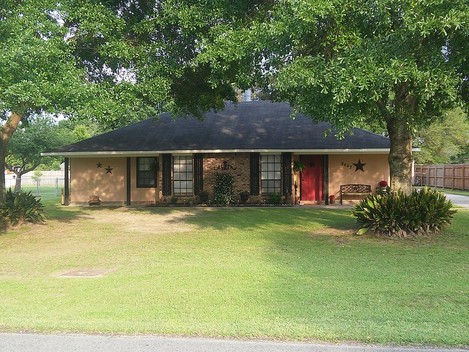 1st image of 9832 Banway Dr