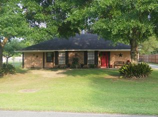 9832 Banway Dr, Greenwell Springs, LA 70739