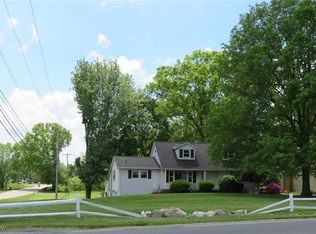 38505 Sugar Ridge Rd, North Ridgeville, OH 44039