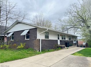 939 Nevin St, Akron, OH 44310