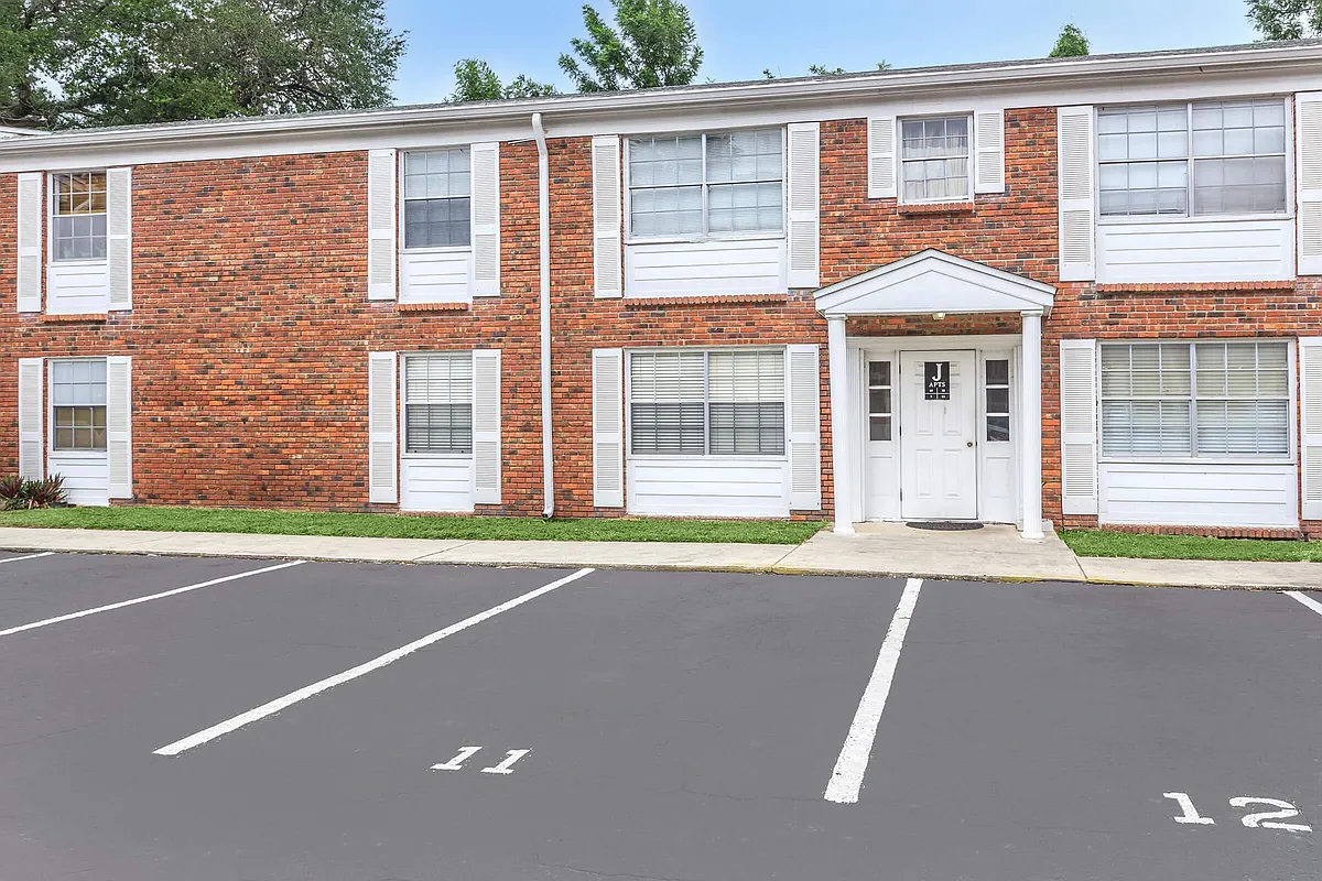 Building Photo - 4507 9th St W