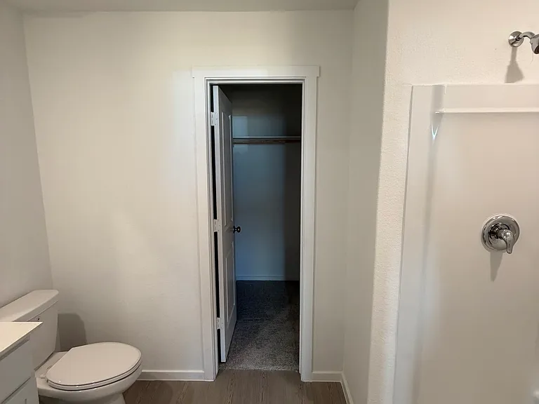 2887 Red Diamond — Photo 11
