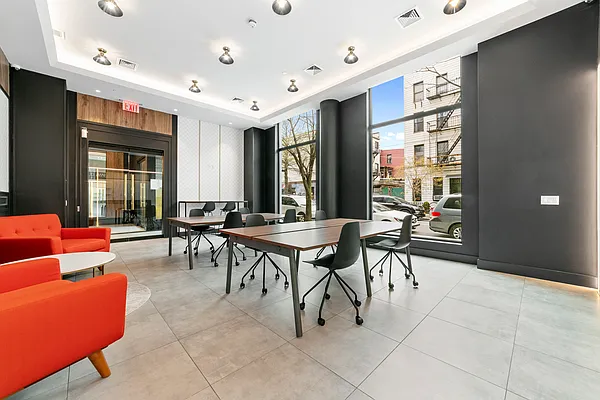 Rented by MNS | media 36