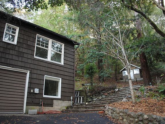 3rd image of 2837 Sir Francis Drake Blvd