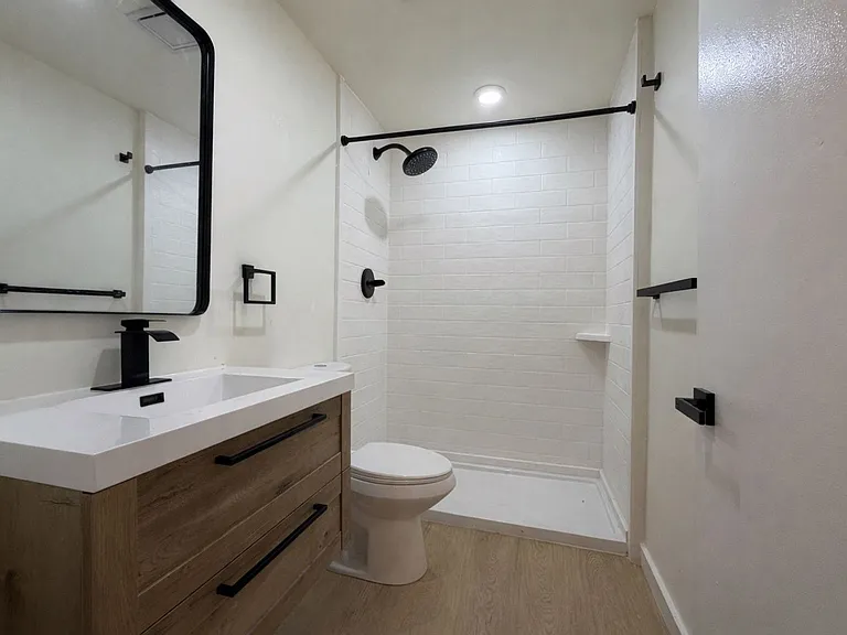 6079 La Prada St #102 — Photo 7