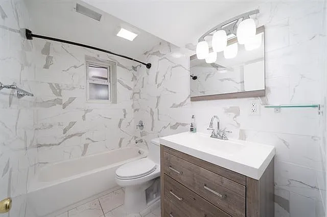 178 W 17th St #1 — Photo 17