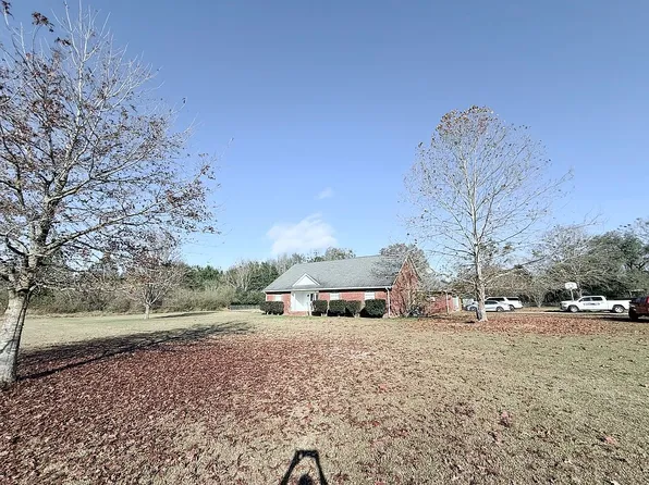 7345 Amberwood Ln, Lucedale, MS 39452