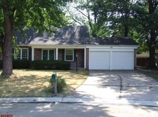 4 Ann Ct, Saint Peters, MO