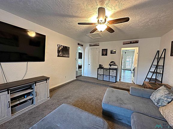 5th image of 304 Hermosa Dr