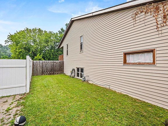 2nd image of 2958 Sorenson Dr