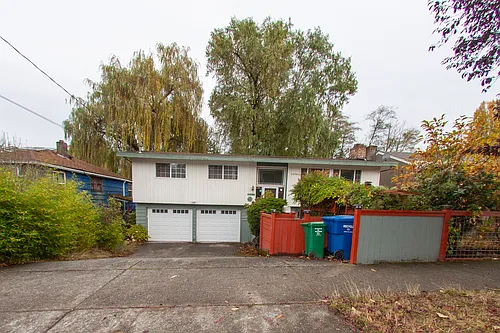 4826 26th Ave SW Photo 1