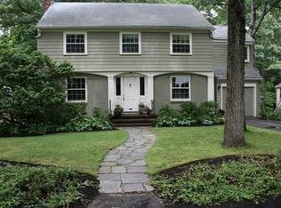 10 Columbine Rd, Milton, MA 02186
