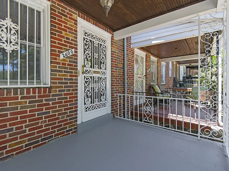 2600 N Longwood St #1 — Photo 4