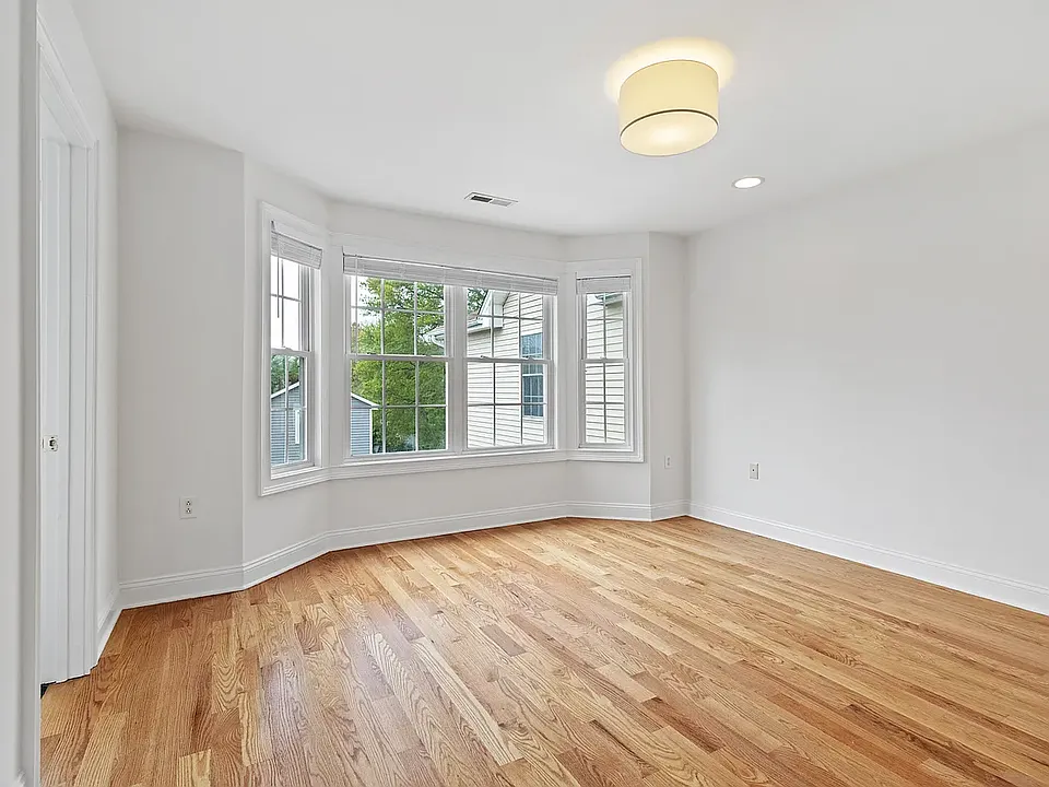 100 Castle Ave #94