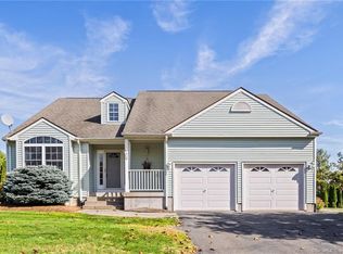 36 Shadow Ct, Middletown, CT 06457