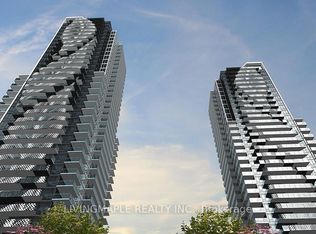 85 McMahon Dr #302, Toronto, ON M2K 0C2