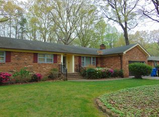 816 Englewood Dr, Chesapeake, VA 23320