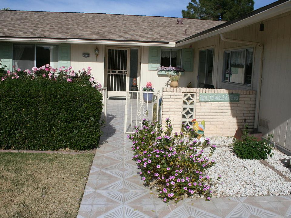 1st image of 10402 W Kingswood Cir