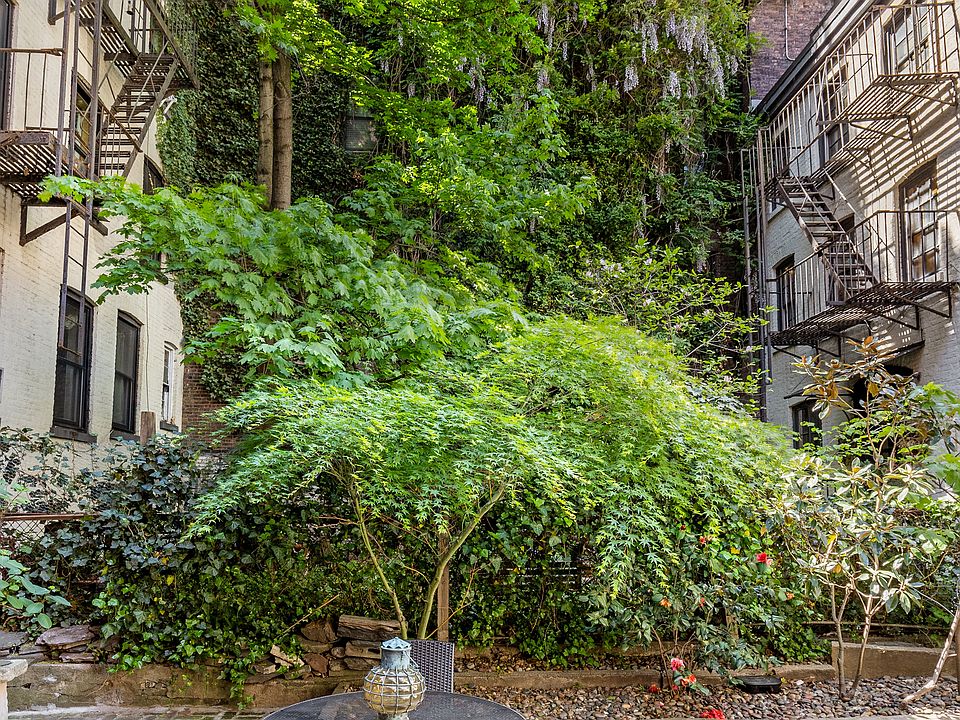 1st image of 113 W 15th St #3E