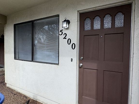 2nd image of 5200-5206 W Cambridge Ave #5200