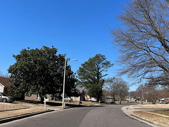 4th image of 6745 Valley Park Dr