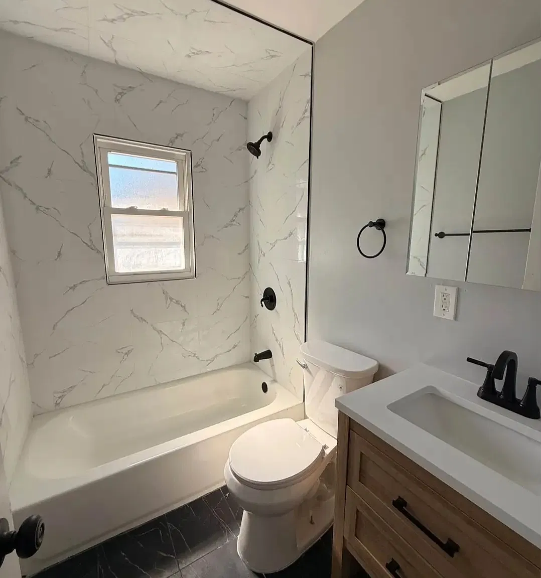 3 bed, $2,300 — Photo 2