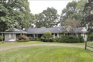 1st image of 10390 Doubleday Dr