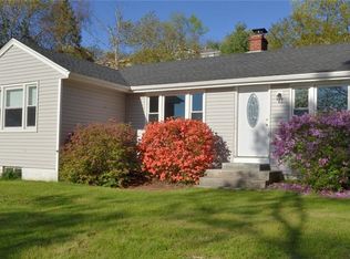 30 Fulton Dr, Groton, CT 06340