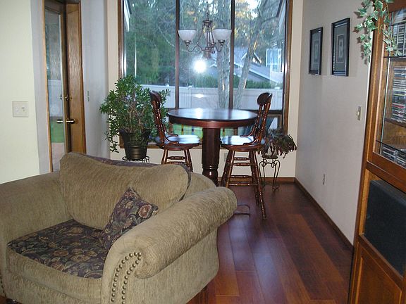 4th image of 4511 35th Avenue Ct