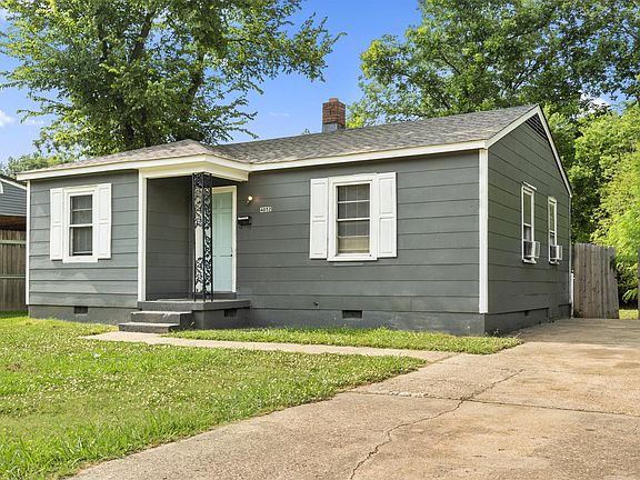 3rd image of 4052 Westover Ave
