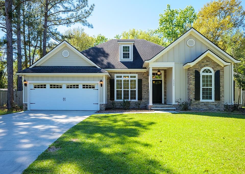 1st image of 4399 Kenilworth Cir