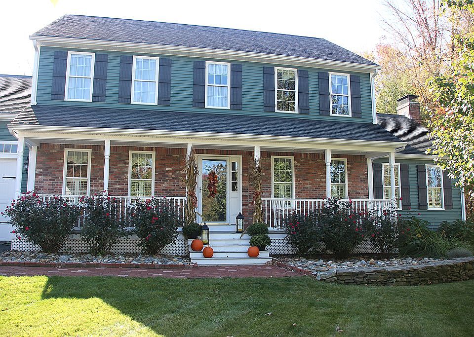 26 Hilltop Farm Rd, Auburn, MA 01501 Zillow