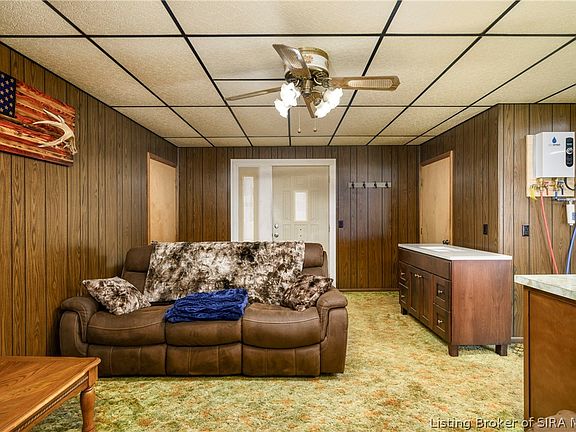 5th image of 208 Martin Street