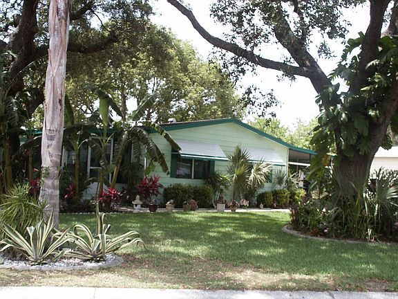 2nd image of 1022 Ann Ave