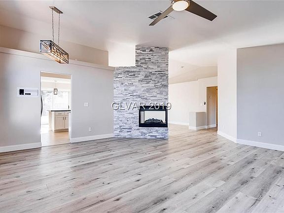 5th image of 9121 Baysinger Dr