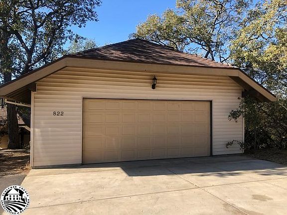 2nd image of 822 Bret Harte Dr