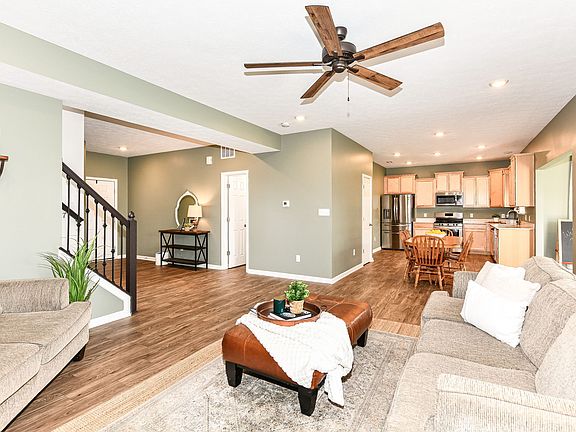 5th image of 1442 Silver Pine Ln